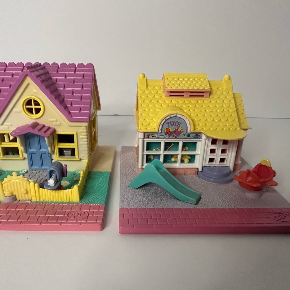 Polly pocket bluebird Cottage and School